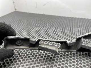 крепление бампера переднего правый, ориг. номер 7P5807050, Porsche Cayenne 2010-2014