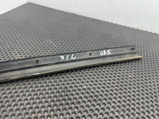 уплотнитель двери задней левой, Acura MDX 4 2021-2024