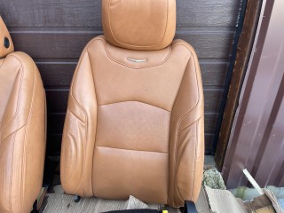 Салон (комплект сидений), Cadillac XT4 2018-2023