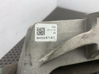 Подушка крепления двигателя, ориг. номер 84534141, Cadillac XT4 2018-2023
