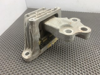 Подушка крепления двигателя, ориг. номер 84447813, Chevrolet Equinox 3 2017-2021