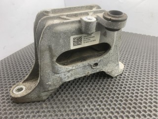 Подушка крепления двигателя, ориг. номер 84322223, Chevrolet Equinox 3 2017-2021