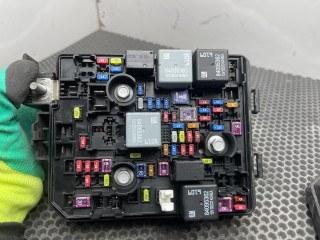 Блок предохранителей, ориг. номер 42778908, 84095362, Buick Encore GX 2019-2023