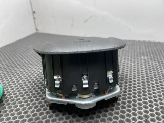 Подушка безопасности водителя, ориг. номер 60006215, Buick Encore GX 2019-2023