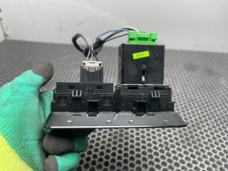 блок кнопок, ориг. номер GX73-11654-HC, Jaguar XE 2015-2019