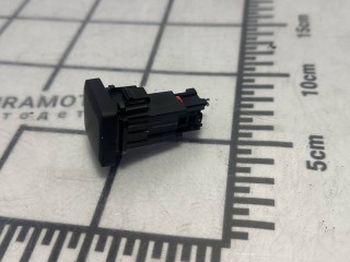 Кнопка открытия багажника, Ford Fusion