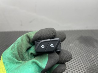 кнопка центрального замка, ориг. номер 84629910, Buick Envista 2022-2026