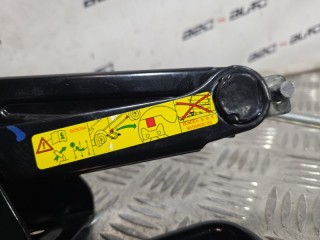 домкрат, ориг. номер 9656868180, Citroen C3 2009-2013