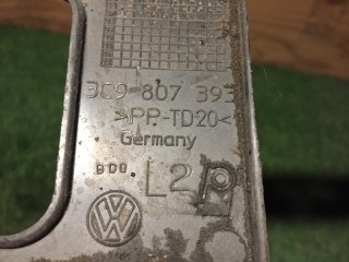 крепление бампера, ориг. номер 3C9807393, Volkswagen Passat