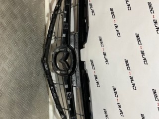 решетка радиатора, ориг. номер GS1M50712, Mazda 6