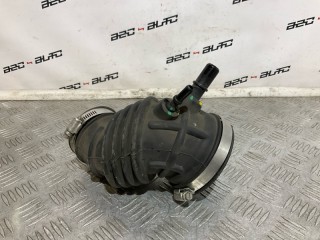 патрубок воздушного фильтра, ориг. номер BV619C623AD, Ford Focus