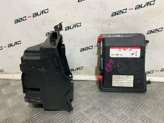 корпус блока предохранителей, ориг. номер 9804681780, 9678633380, Citroen C4 Picasso Grand