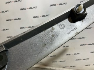 молдинг стекла, ориг. номер 96776509, Citroen C4 Picasso Grand