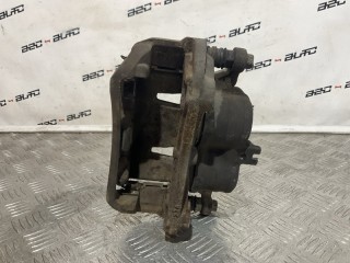 суппорт тормозной, ориг. номер 410111VA0B, Nissan Serena 2010-2013