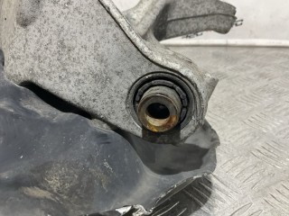 кулак Volkswagen Sharan 2010-2015, 1T0598611B