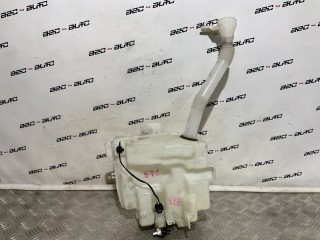 бачок омывателя Mitsubishi ASX 2010-2013, левый руль, 8260A215
