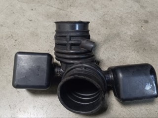 Патрубок от дросселя, ориг. номер 78KR04, SUZUKI GRAND VITARA 2008-2012