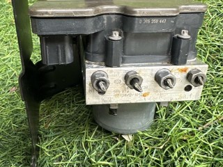 блок ABS, ориг. номер 6701037380, Maserati Levante 1 поколение 2016-2020