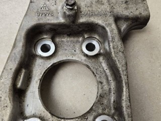 кулак передний левый, ориг. номер 670034829, Maserati Levante 1 поколение 2016-2020