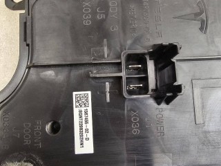 блок комфорта, ориг. номер 156745502D, Tesla Model 3 1 поколение [рестайлинг] 2021-2024