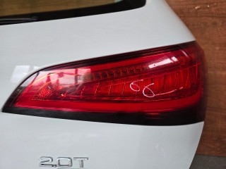 фонарь крышки багажника правый, ориг. номер 8R0945094C, Audi Q5 8R [рестайлинг] 2012-2017