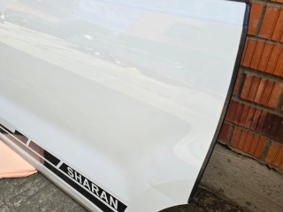 дверь сдвижная левая, ориг. номер 7N0843107AL, Volkswagen Sharan 2 поколение [рестайлинг] 2015-2022