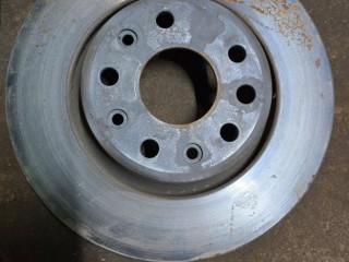 диски тормозные передние, ориг. номер 68250087AB, Jeep Wrangler 4 поколение 2017-2023