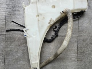бачок омывателя BMW X1 E84 2009-2012, 7068998