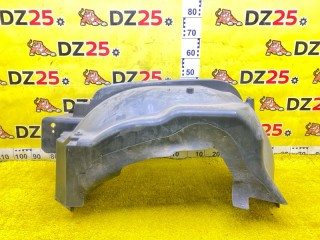 Подкрылок HUMMER H3 2005-2010