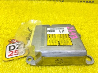 Блок управления airbag TOYOTA CROWN