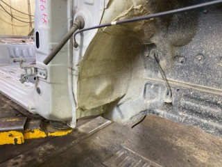 лонжерон, ориг. номер 5476, MR555882, MITSUBISHI PAJERO IO 1998-2000
