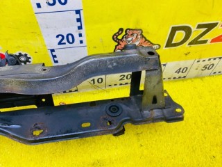 телевизор, ориг. номер 5603, 62511JX00A, NISSAN NV200 2009-2026