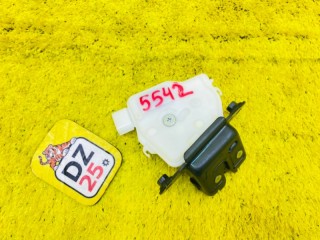 замок 5-й двери, ориг. номер 5543, 6935013380, TOYOTA COROLLA FIELDER