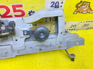 телевизор, ориг. номер 62511JX00A, 5604, MQ70-4962, NISSAN NV200 2009-2026