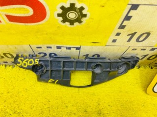крепление бампера, ориг. номер 5605, 5211668040, TOYOTA WISH
