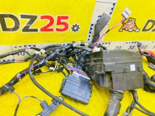 коса под капот, ориг. номер 5609, 8501C003, MITSUBISHI RVR