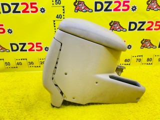 бардачок между сиденьями, ориг. номер 5890160280A0, 5890160280, 5538, TOYOTA LAND CRUISER