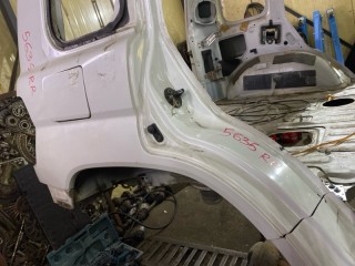крыло заднее, ориг. номер MR414624, 5635, MITSUBISHI PAJERO IO 1998-2000
