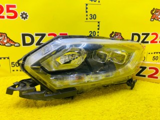 Фара HONDA VEZEL