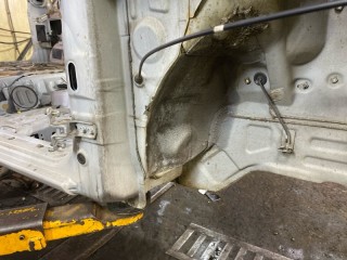лонжерон, ориг. номер MR516568, 5635, MITSUBISHI PAJERO IO 1998-2000