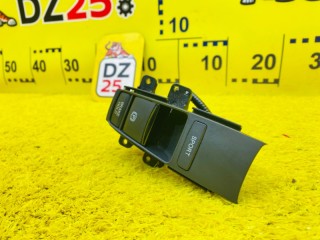 кнопка ручника, ориг. номер 5569, 35355-T7A-J112-M1, 06353T7AJ11, HONDA VEZEL
