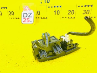 кнопка ручника, ориг. номер 5571, 35355-T7A-J112-M1, 06353T7AJ11, HONDA VEZEL