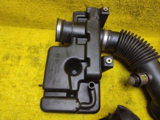 корпус воздушного фильтра, ориг. номер 15810293, 15899457, 4527, CHEVROLET TRAILBLAZER 2001-2006