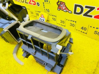 печка салона, ориг. номер MR460820, 5635, MR460822, MITSUBISHI PAJERO IO 1998-2000