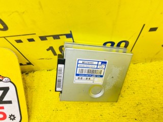 блок управления акпп, ориг. номер MR528995, 5635, XGAC001211, MITSUBISHI PAJERO IO 1998-2000