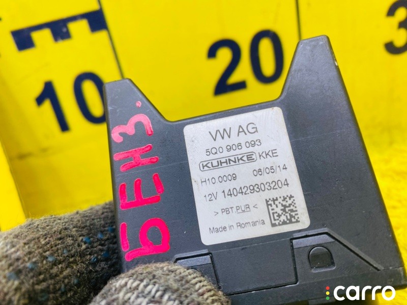 блок управления топливным насосом AUDI A3, 5Q0906093, фото 3