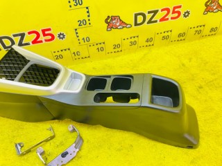 бардачок между сиденьями, ориг. номер 75841-54P0, 5640, 7585054P005PK, SUZUKI ESCUDO