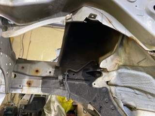 Лонжерон NISSAN NV200 2009-2026