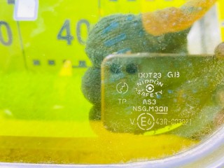 стекло собачника, ориг. номер 5654, 83313HA000, NISSAN VANETTE