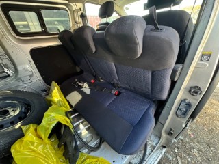 сидение, ориг. номер 008533, NISSAN NV200 2009-2026